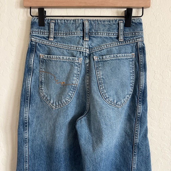 Free People We The Free Aster High Rise Straight Leg Jeans 24 Swarm Blue Denim - Picture 10 of 12